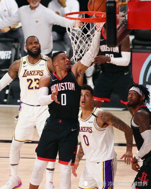 关于里程碑夜！波尔图刷新队史纪录，荷甲冲刺阶段刷纪录，压力陡增，临场指挥获称赞的信息