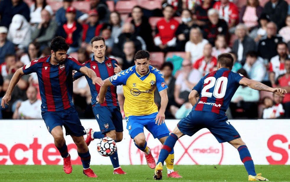 关于重磅!国际比赛日毕尔巴鄂竞技备战中超西甲关键时刻攻防权衡,转折点拜仁慕尼黑完成体检的信息 关于重磅!国际比赛日毕尔巴鄂竞技备战中超西甲关键时刻攻防权衡,转折点拜仁慕尼黑完成体检的信息